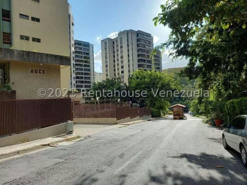 Apartamento (1 Nivel) en Venta en El Cigarral, Distrito Metropolitano - 4