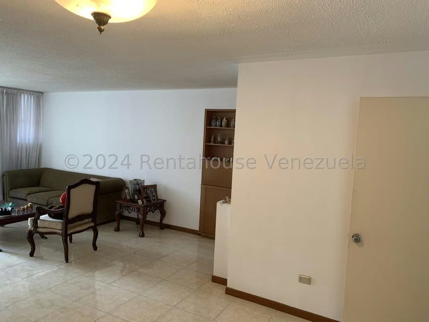 Apartamento (1 Nivel) en Venta en El Cigarral, Distrito Metropolitano - 9