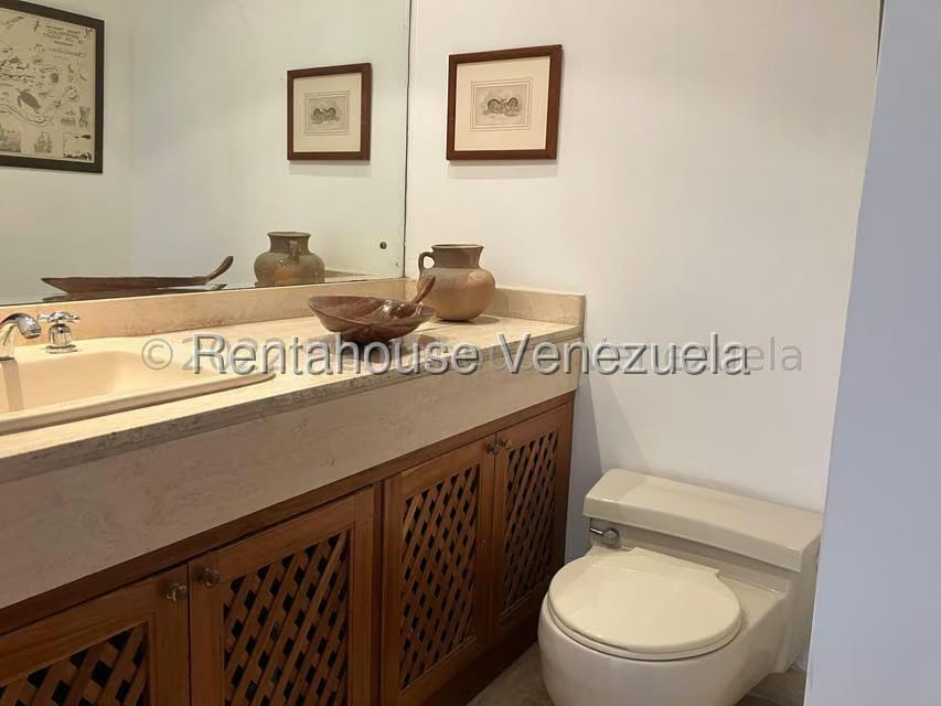 Apartamento (Duplex) en Alquiler en Colinas del Tamanaco, Distrito Metropolitano - 10