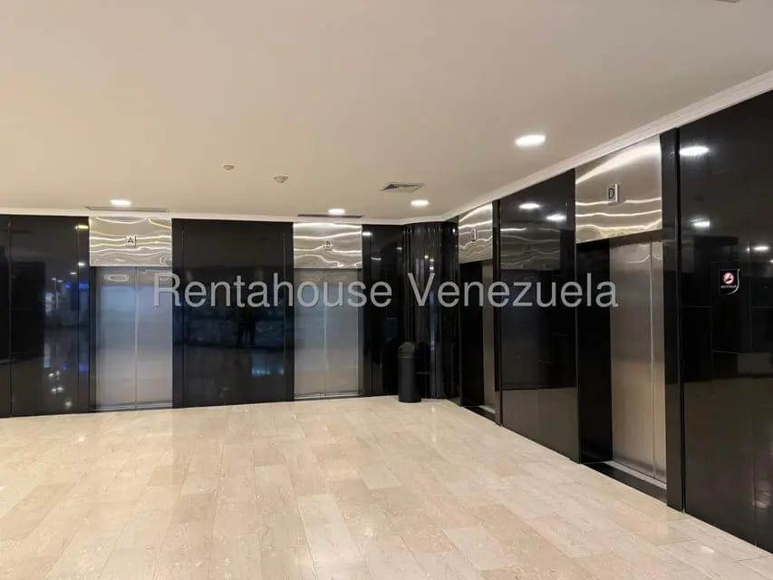 Comercial (Oficina) en Venta en La Viña, Carabobo - 14