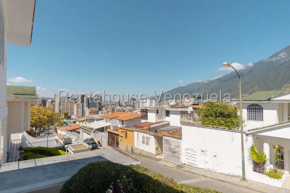 Casa (Multipes Niveles) en Venta en El Marques, Distrito Metropolitano - 16