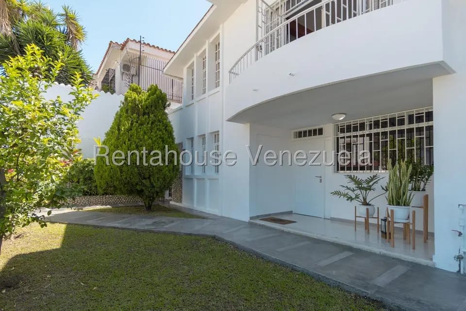 Casa (Multipes Niveles) en Venta en El Marques, Distrito Metropolitano - 3