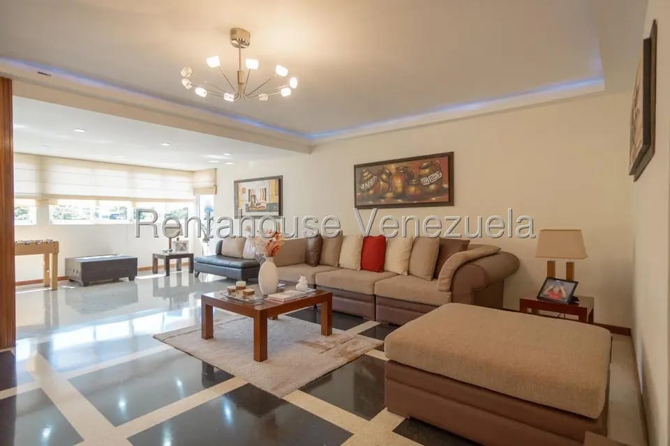 Casa (Multipes Niveles) en Venta en El Marques, Distrito Metropolitano - 31