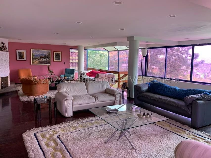 Casa (1 Nivel) en Venta en Colinas del Tamanaco, Distrito Metropolitano - 24