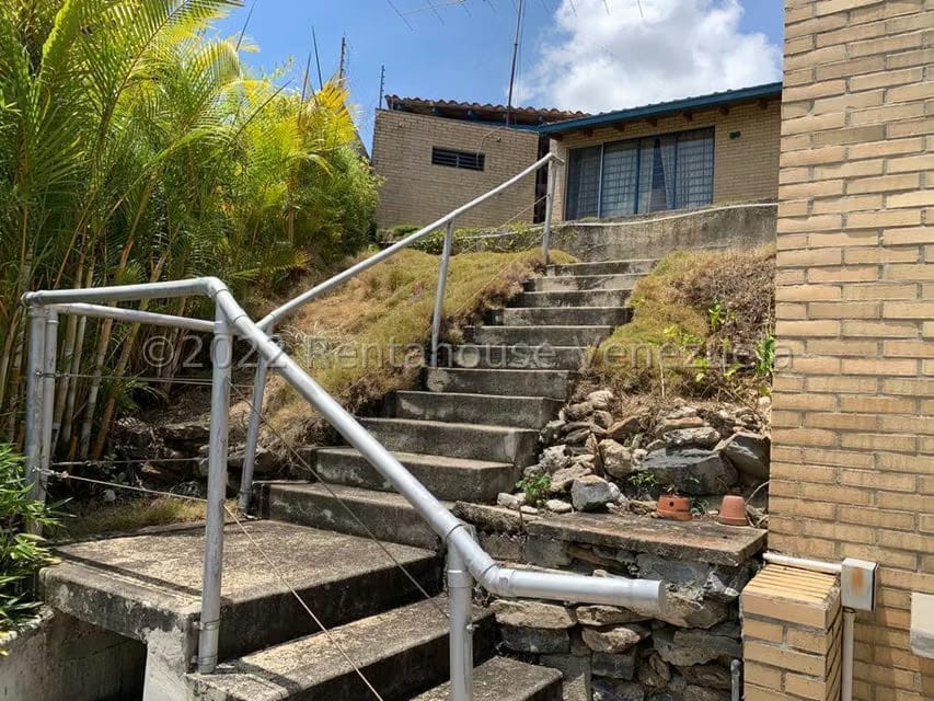 Casa (1 Nivel) en Venta en Colinas del Tamanaco, Distrito Metropolitano - 40