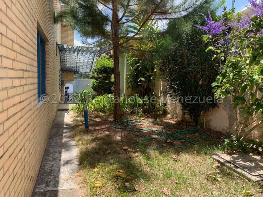 Casa (1 Nivel) en Venta en Colinas del Tamanaco, Distrito Metropolitano - 51