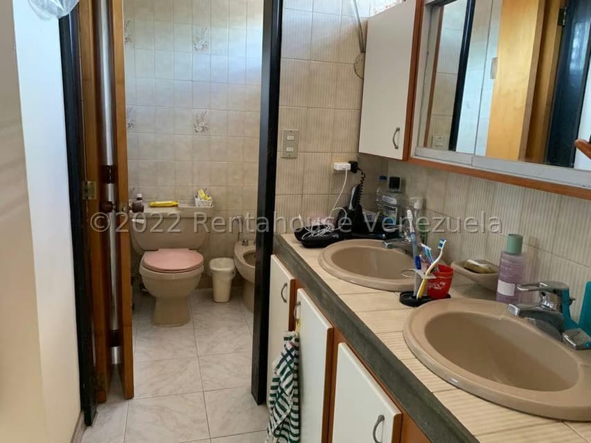Casa (1 Nivel) en Venta en Colinas del Tamanaco, Distrito Metropolitano - 63