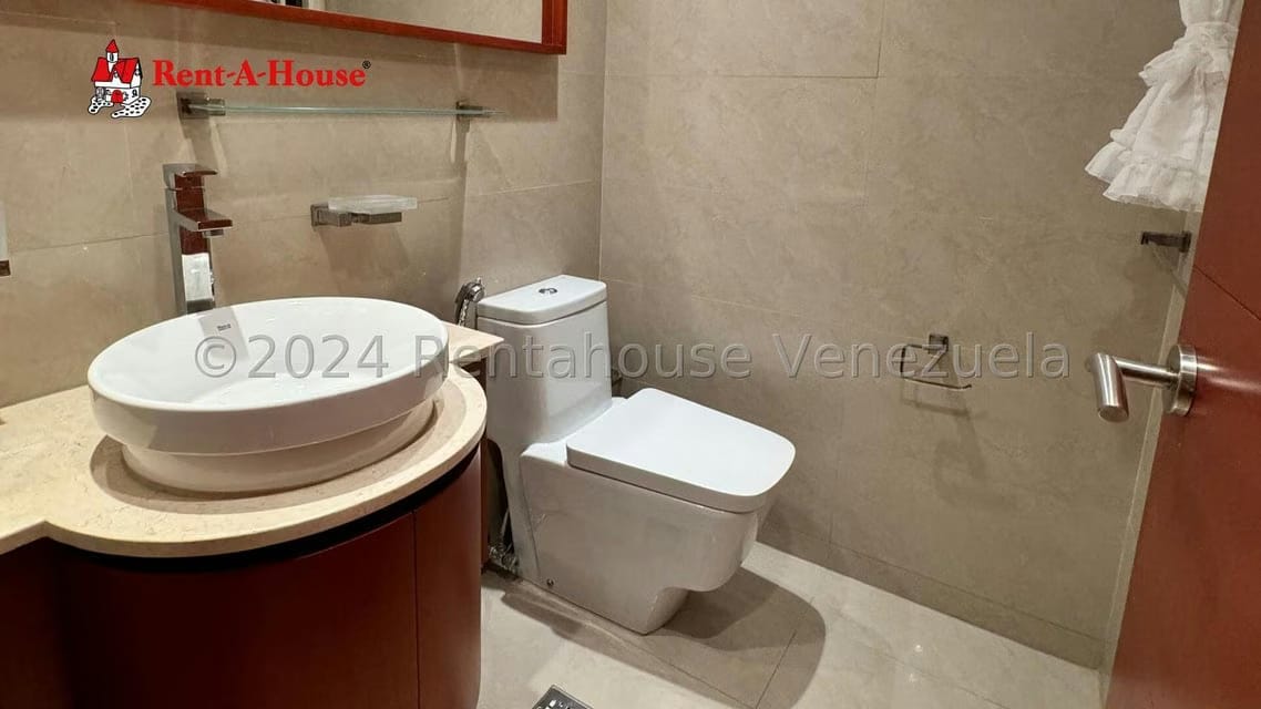 Apartamento (1 Nivel) en Venta en Campo Alegre, Distrito Metropolitano - 14