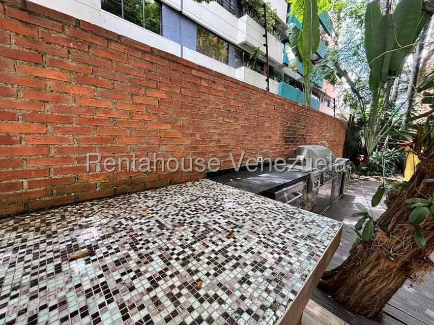Apartamento (1 Nivel) en Venta en Campo Alegre, Distrito Metropolitano - 26