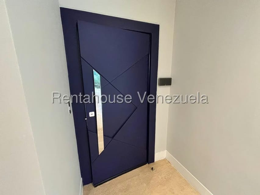Apartamento (1 Nivel) en Venta en Campo Alegre, Distrito Metropolitano - 37