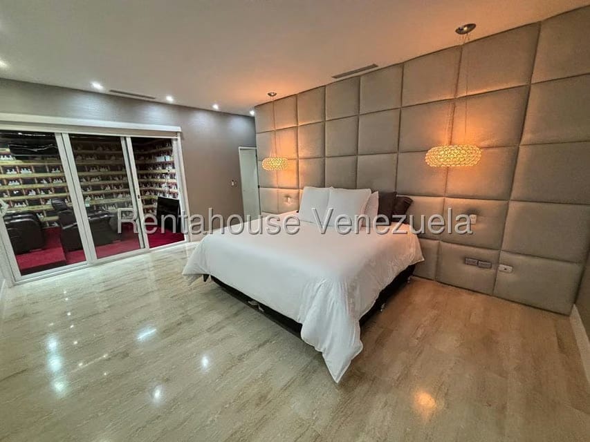 Apartamento (1 Nivel) en Venta en Campo Alegre, Distrito Metropolitano - 9