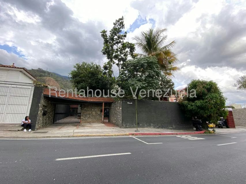 Casa (Duplex) en Venta en Alta Florida, Distrito Metropolitano - 2