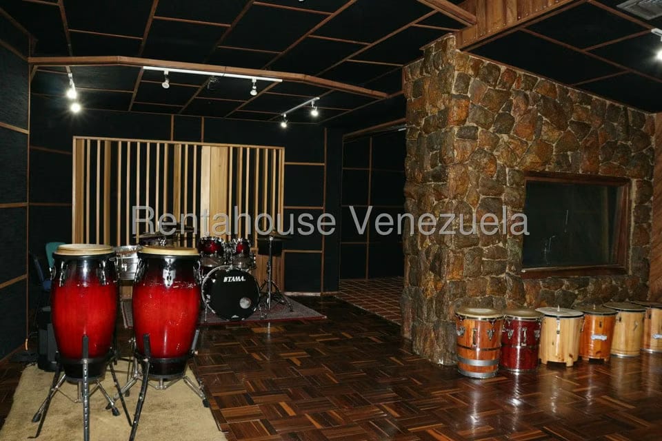 Casa (Duplex) en Venta en Alta Florida, Distrito Metropolitano - 25