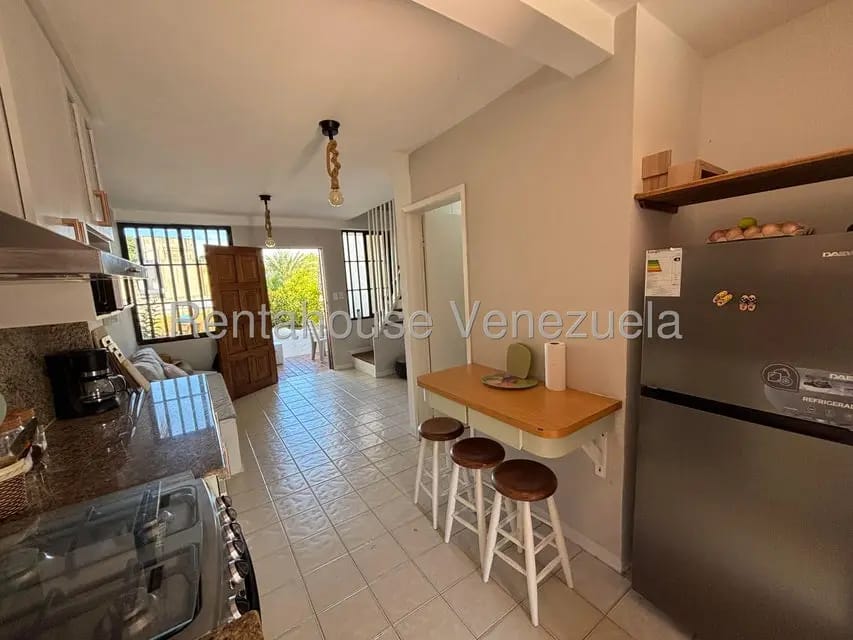 Townhouse (Duplex) en Venta en La Mira, Nueva Esparta - 13