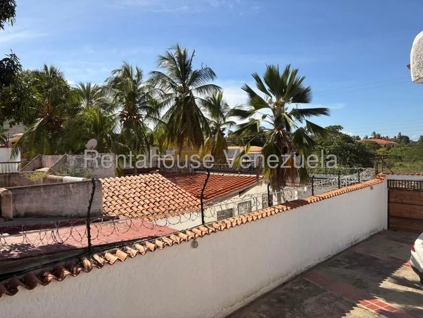 Townhouse (Duplex) en Venta en La Mira, Nueva Esparta - 16