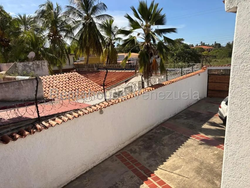 Townhouse (Duplex) en Venta en La Mira, Nueva Esparta - 25