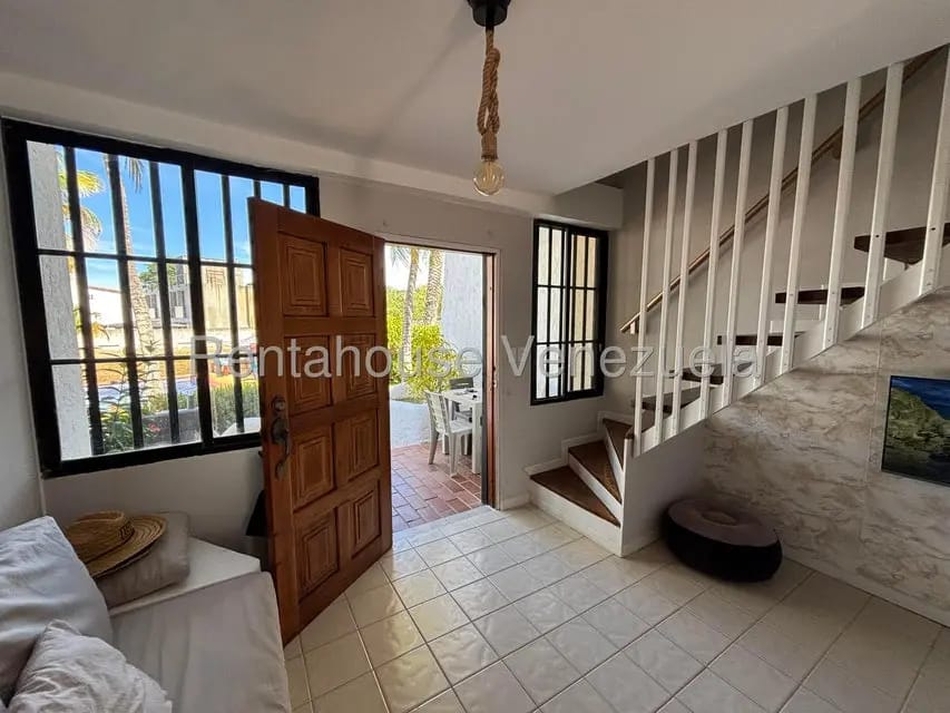 Townhouse (Duplex) en Venta en La Mira, Nueva Esparta - 7