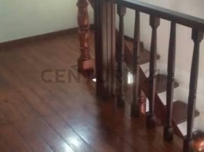 Venta de Terreno con acogedor chalet tipo cabaña en la Colonia Tovar - 5