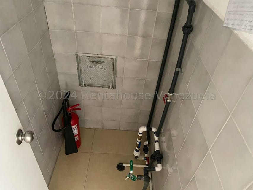 Apartamento (1 Nivel) en Venta en Avenida Bolivar, Nueva Esparta - 22
