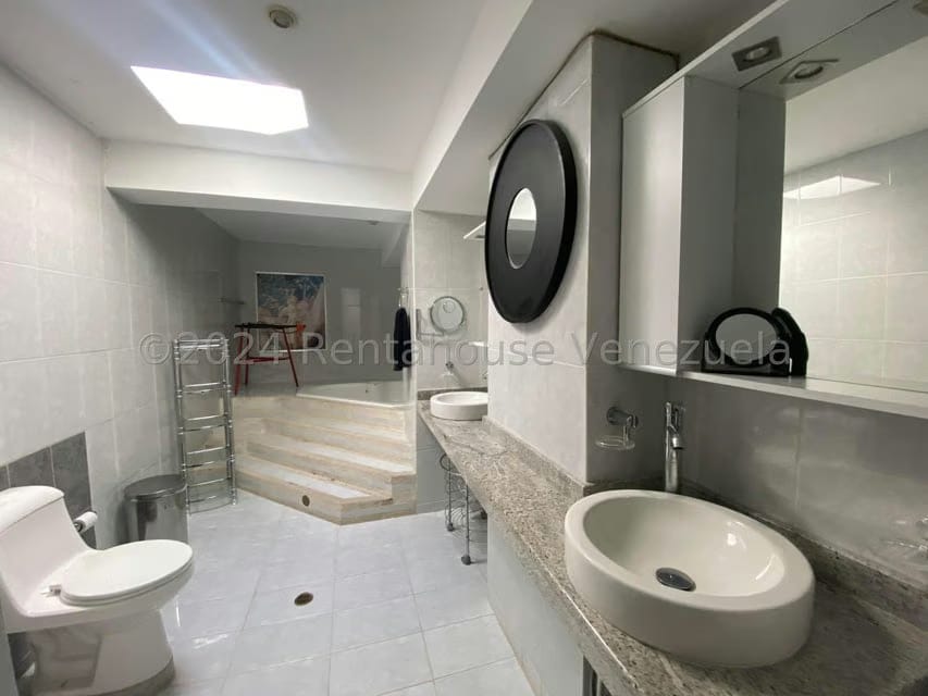 Apartamento (1 Nivel) en Venta en Avenida Bolivar, Nueva Esparta - 32