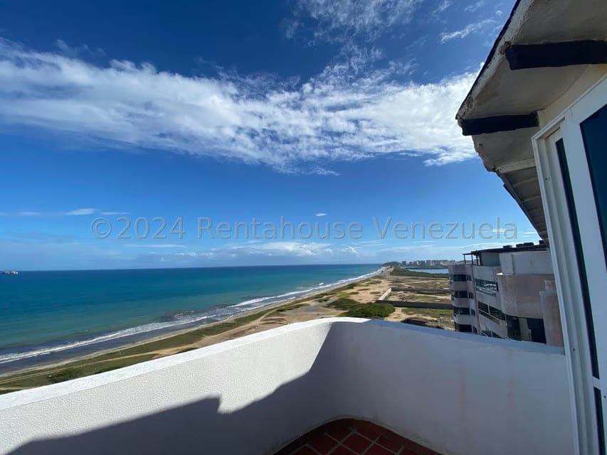 Apartamento (1 Nivel) en Venta en Avenida Bolivar, Nueva Esparta - 44
