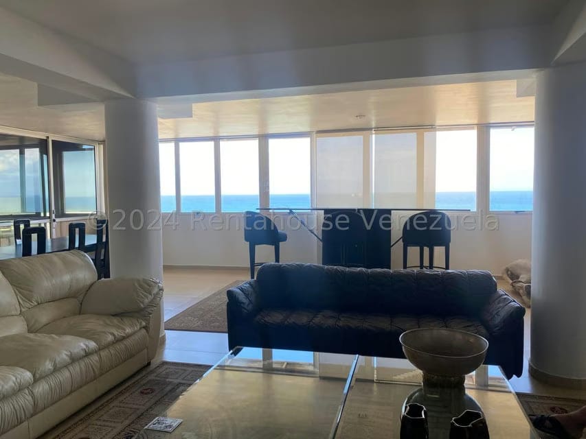 Apartamento (1 Nivel) en Venta en Avenida Bolivar, Nueva Esparta - 10