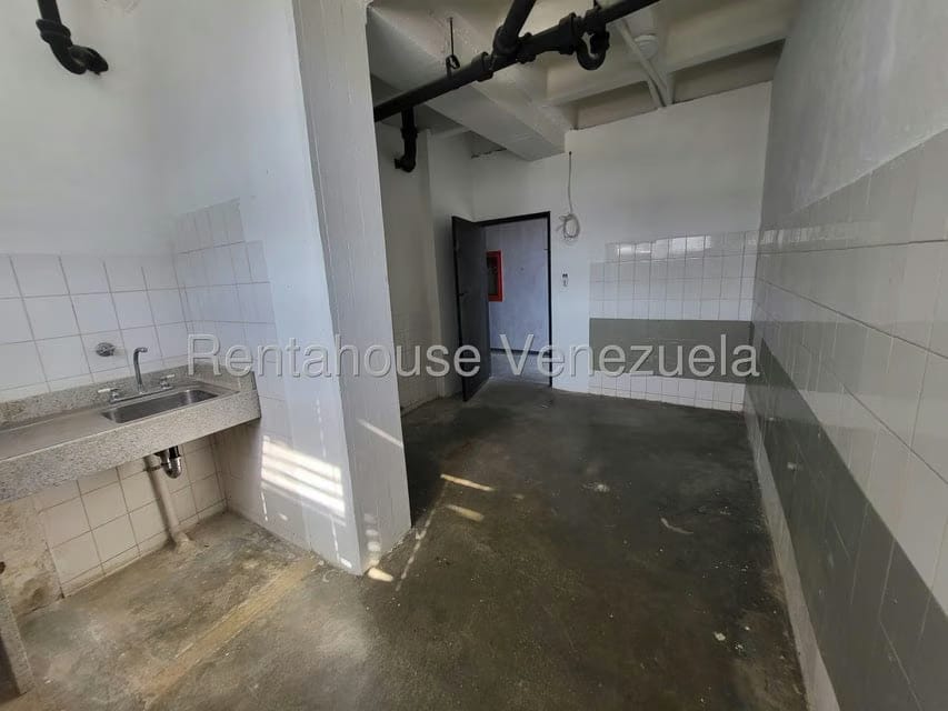 Comercial (Galpon - Deposito) en Alquiler en El Llanito, Distrito Metropolitano - 5