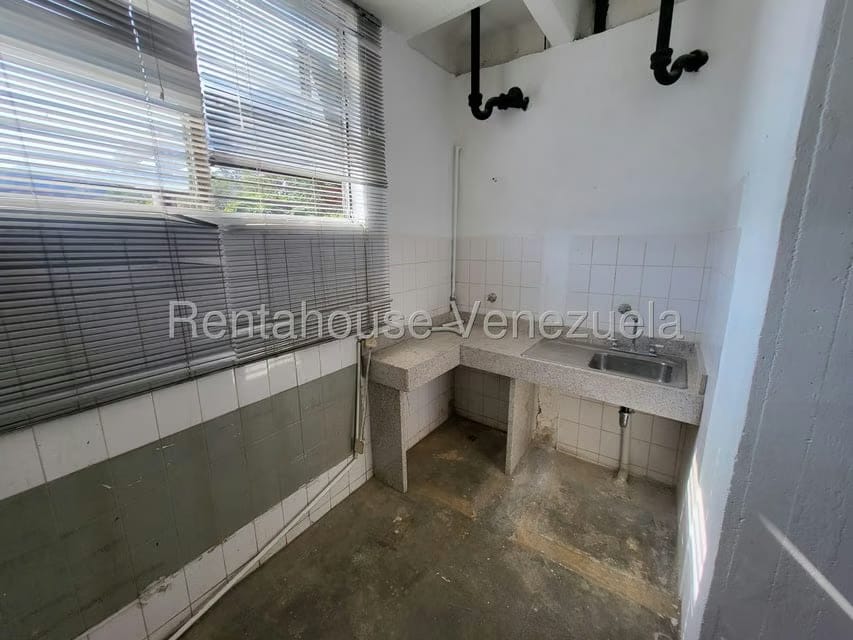 Comercial (Galpon - Deposito) en Alquiler en El Llanito, Distrito Metropolitano - 6