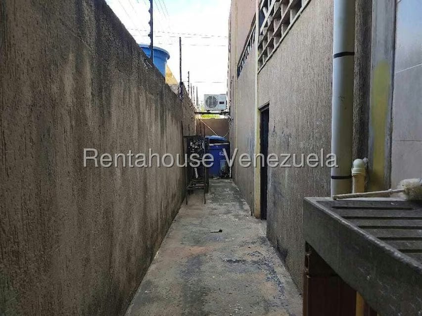 Comercial (Local Comercial) en Venta en 18 de Octubre, Zulia - 16