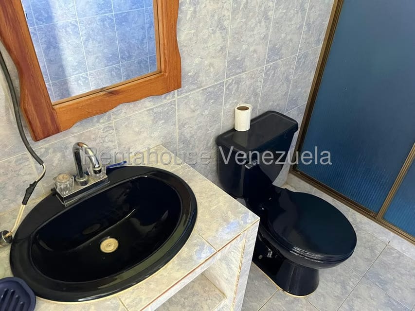 Casa (1 Nivel) en Venta en Villa Virginia, Aragua - 16