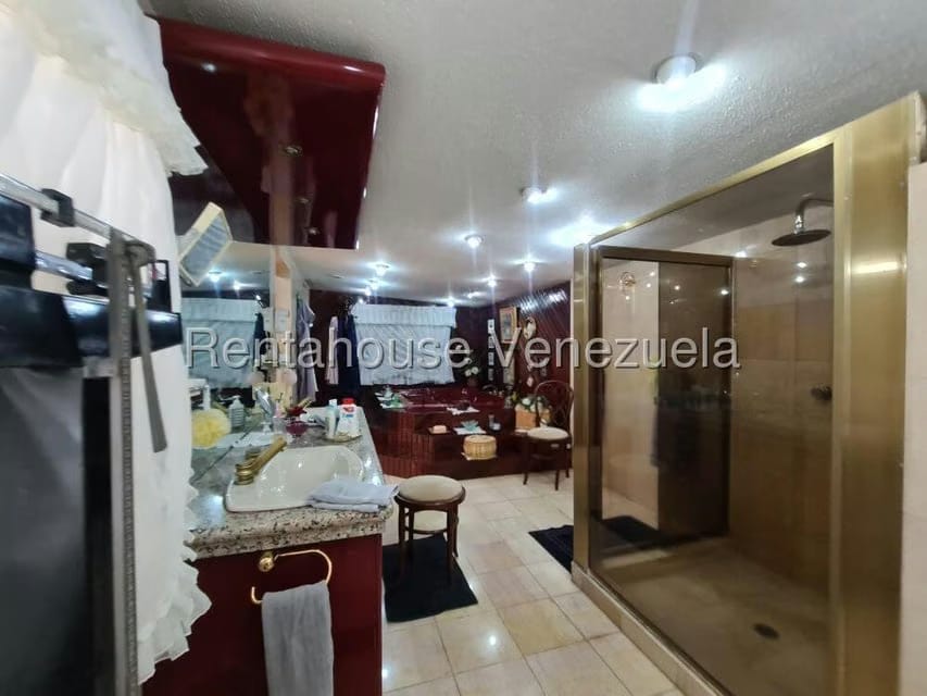 Casa (Duplex) en Venta en Altamira, Distrito Metropolitano - 28