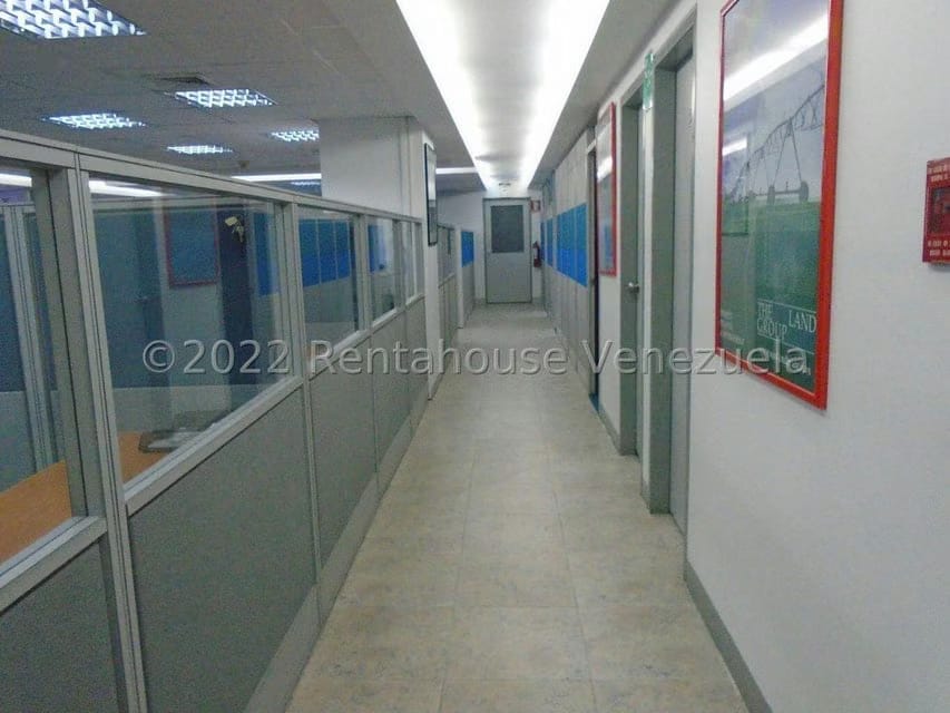 Comercial (Oficina) en Venta en Chuao, Distrito Metropolitano - 34