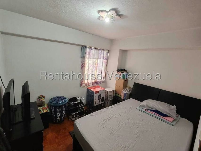 Apartamento (1 Nivel) en Venta en El Valle, Distrito Metropolitano - 11