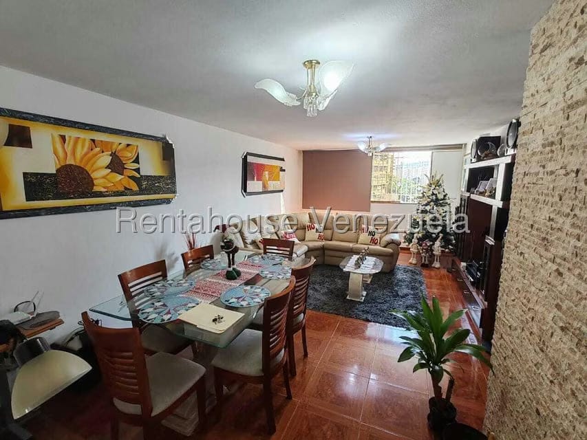 Apartamento (1 Nivel) en Venta en El Valle, Distrito Metropolitano - 9