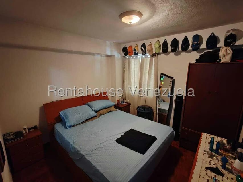 Apartamento (1 Nivel) en Venta en El Valle, Distrito Metropolitano - 10