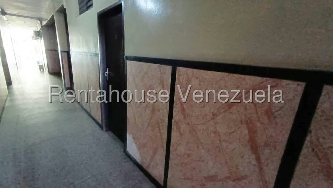 Comercial (Edificio) en Venta en Centro, Lara - 18