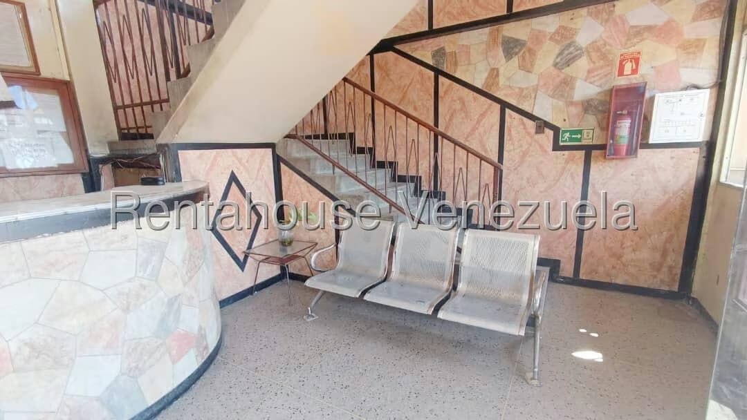 Comercial (Edificio) en Venta en Centro, Lara - 5