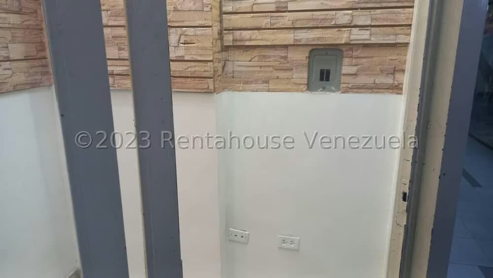 Comercial (Local Comercial) en Venta en Caricuao, Distrito Metropolitano - 10