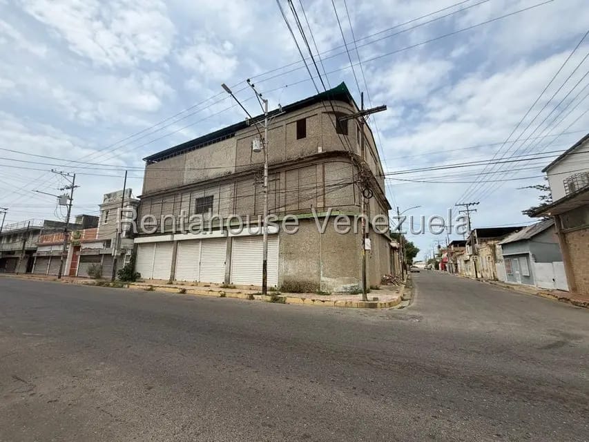 Comercial (Local Comercial) en Venta en Casco Central, Zulia - 14