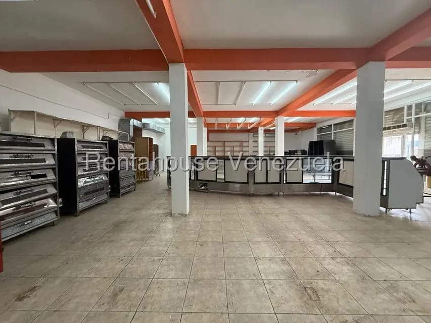 Comercial (Local Comercial) en Venta en Casco Central, Zulia - 17