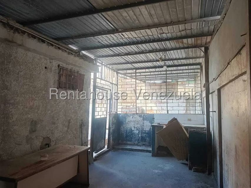 Comercial (Local Comercial) en Venta en Tierra Negra, Zulia - 11