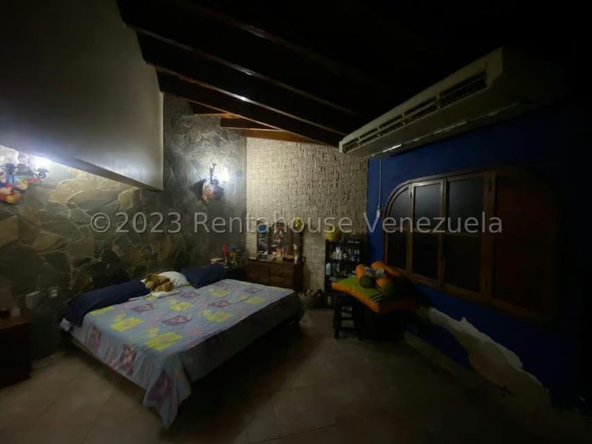 Casa (Colonial) en Venta en Flor Amarillo, Carabobo - 16