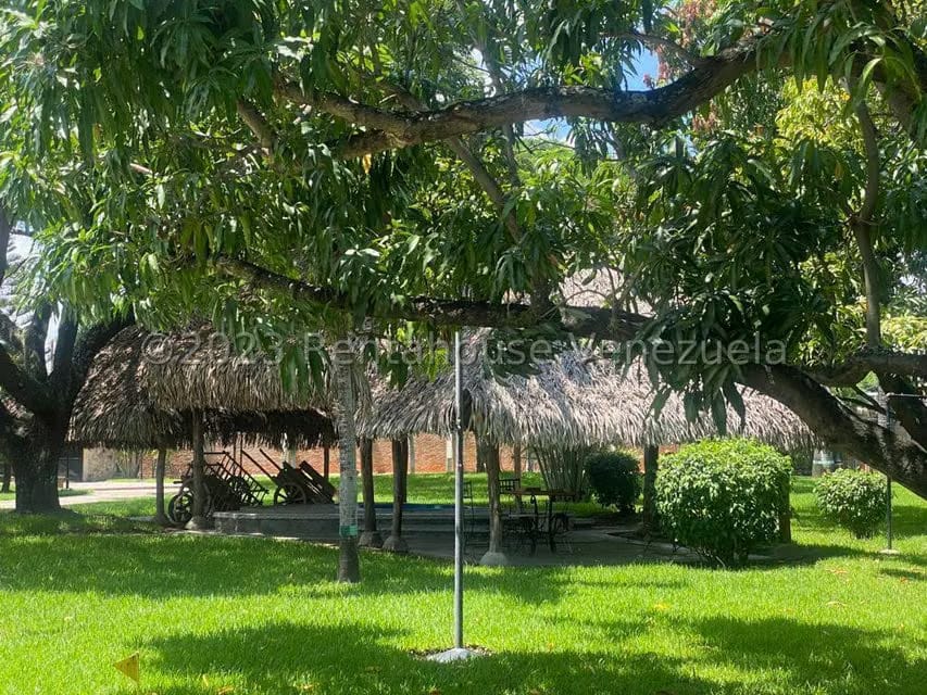 Casa (Colonial) en Venta en Flor Amarillo, Carabobo - 27