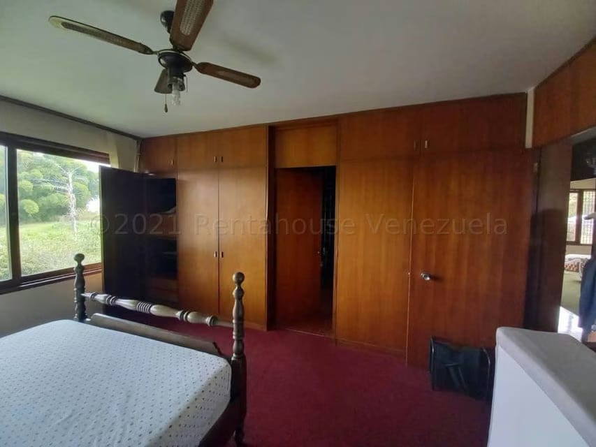 Casa (Multipes Niveles) en Venta en La Lagunita Country Club, Distrito Metropolitano - 26