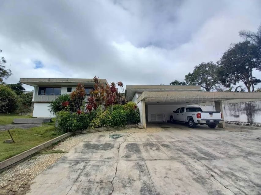 Casa (Multipes Niveles) en Venta en La Lagunita Country Club, Distrito Metropolitano - 4