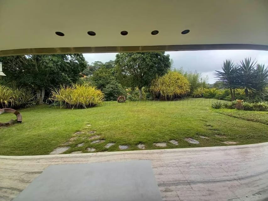 Casa (Multipes Niveles) en Venta en La Lagunita Country Club, Distrito Metropolitano - 39
