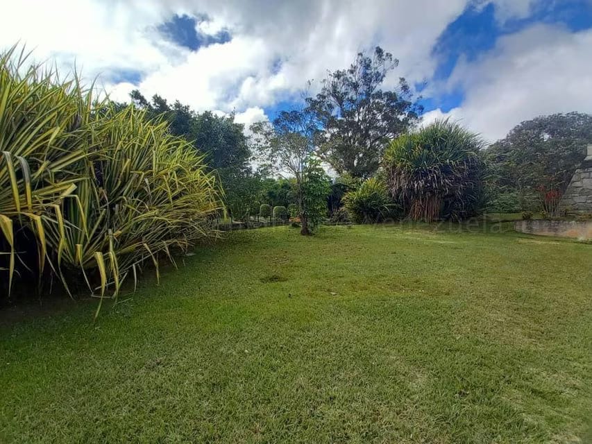 Casa (Multipes Niveles) en Venta en La Lagunita Country Club, Distrito Metropolitano - 74
