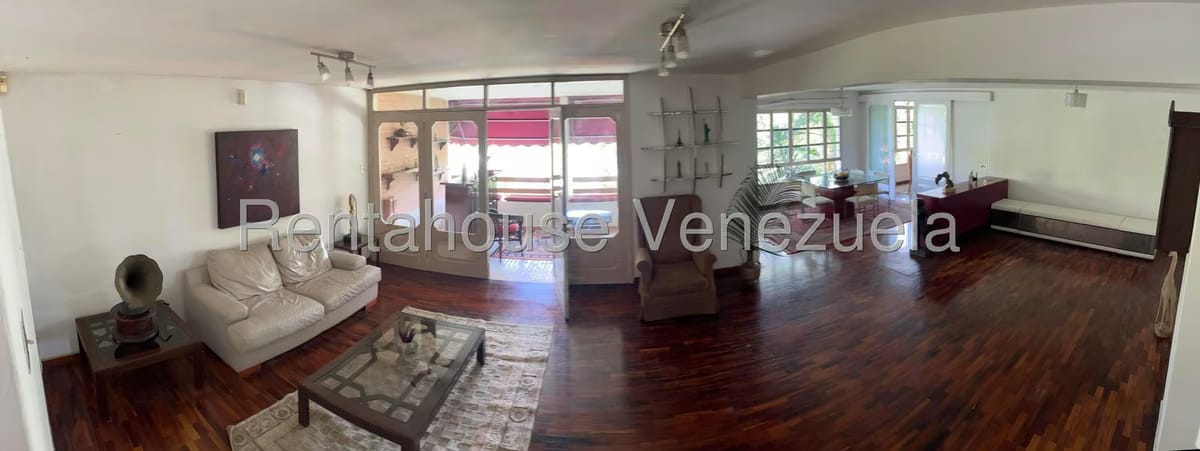 Casa (Multipes Niveles) en Venta en Prados del Este, Distrito Metropolitano - 11
