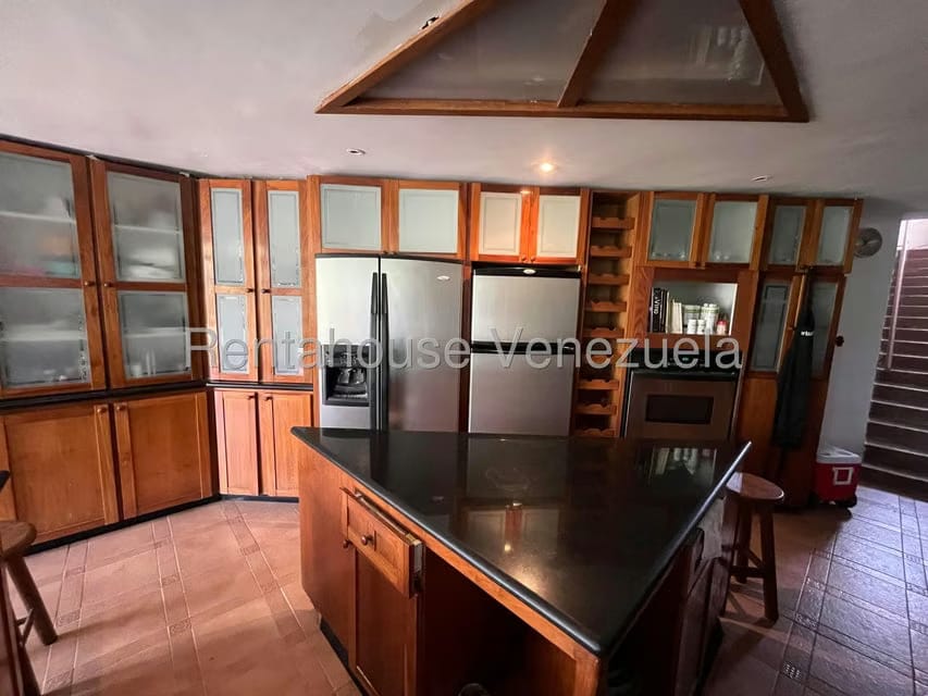 Casa (Multipes Niveles) en Venta en Prados del Este, Distrito Metropolitano - 21