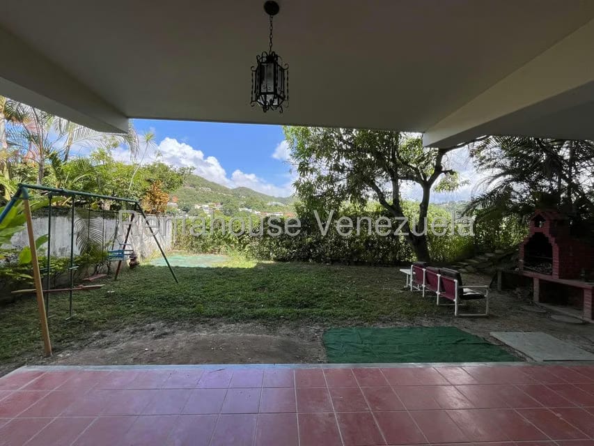 Casa (Multipes Niveles) en Venta en Prados del Este, Distrito Metropolitano - 27